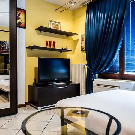Cozy Suite Rogoredo Apartment Next To The Metro And Train Station มิลาน ภายนอก รูปภาพ