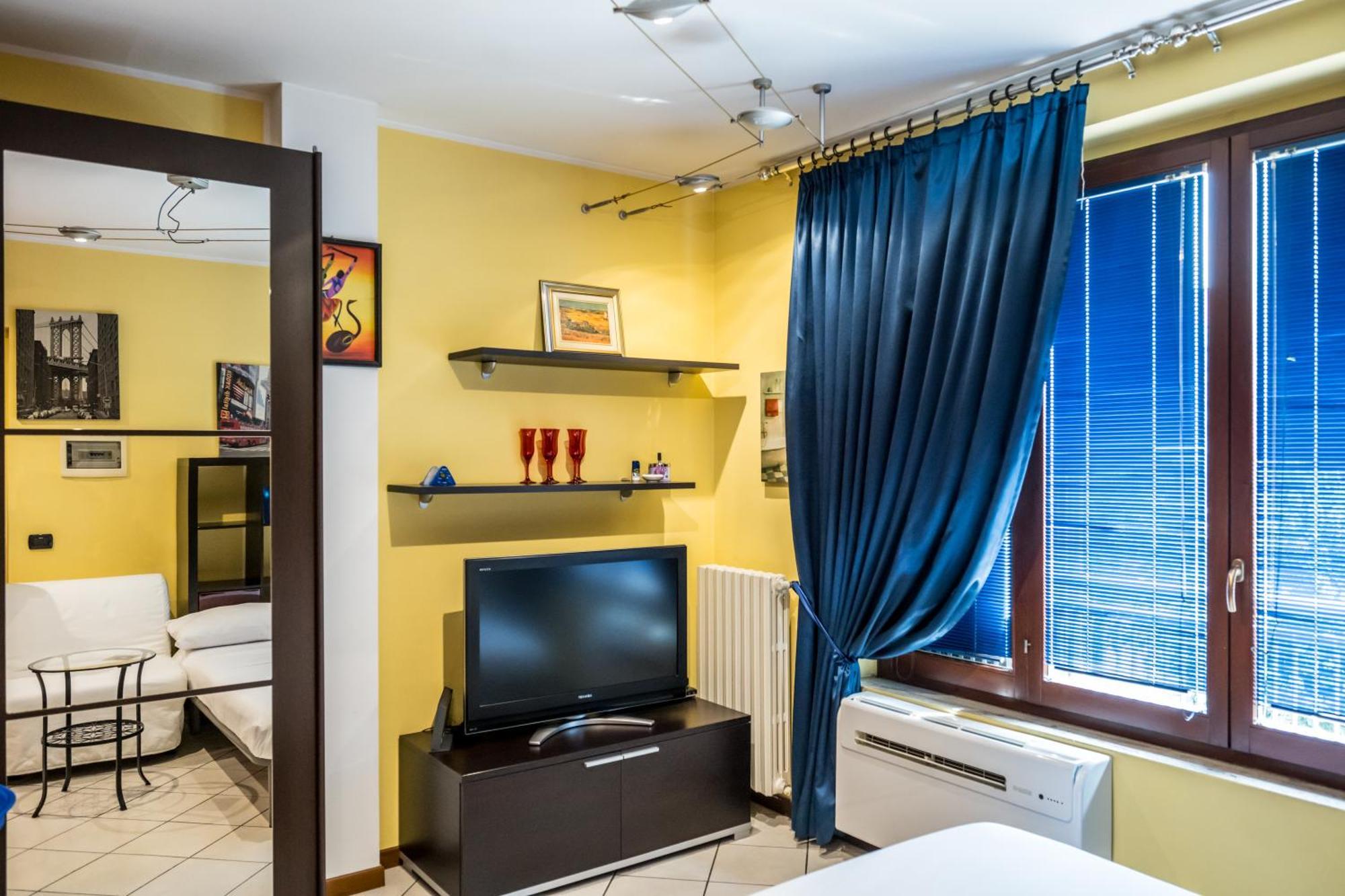 Cozy Suite Rogoredo Apartment Next To The Metro And Train Station มิลาน ภายนอก รูปภาพ