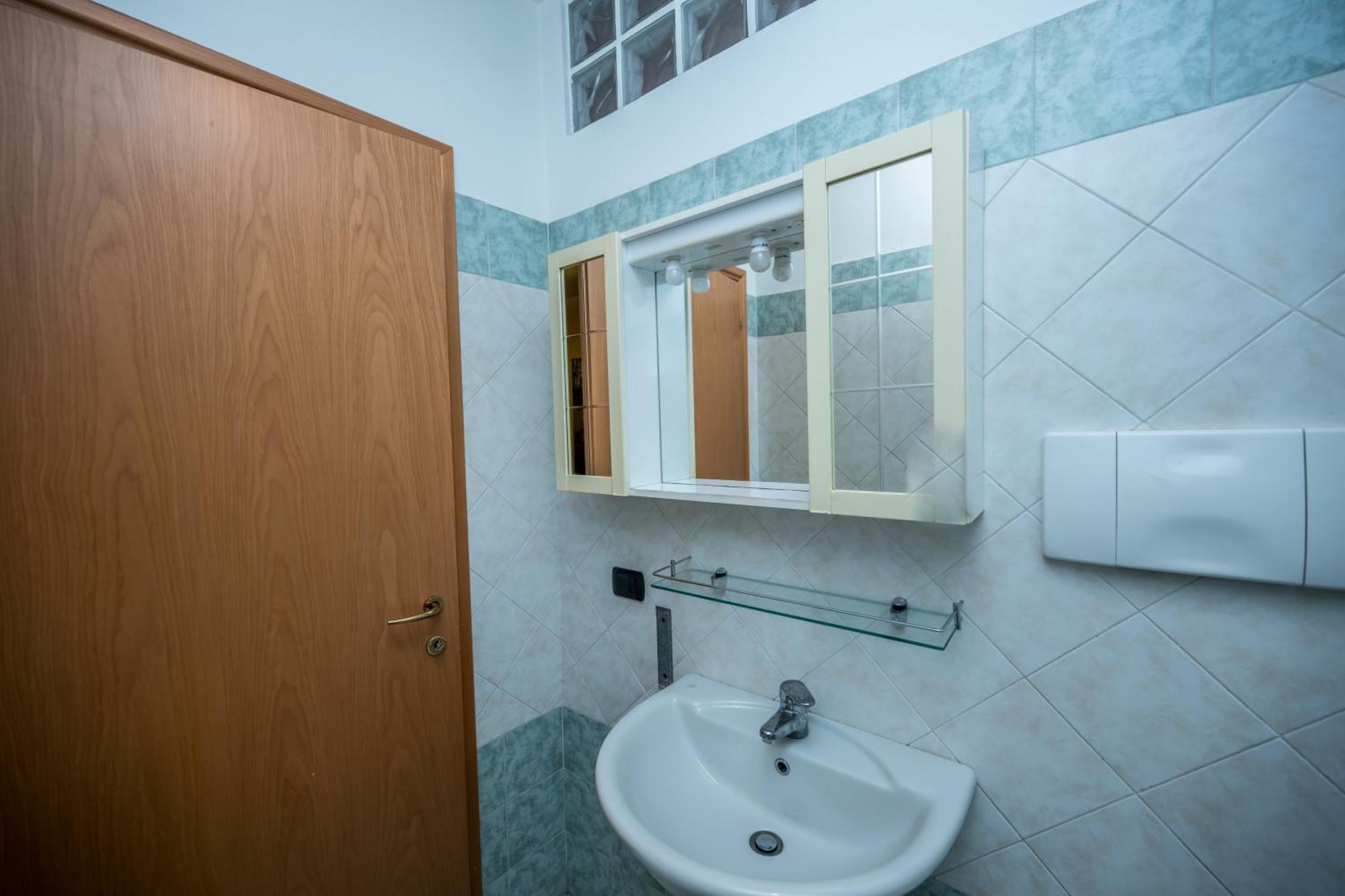 Cozy Suite Rogoredo Apartment Next To The Metro And Train Station มิลาน ภายนอก รูปภาพ