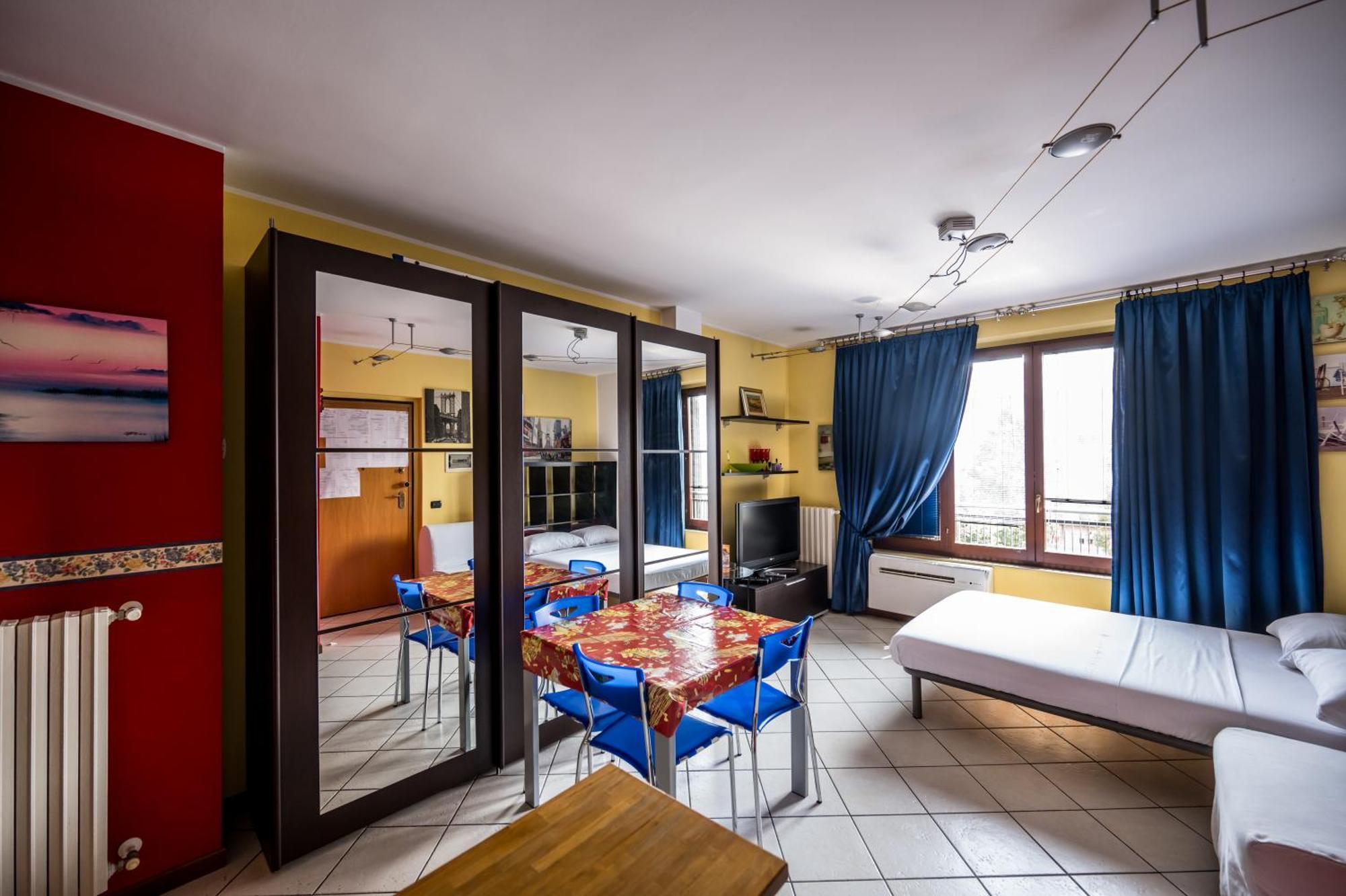 Cozy Suite Rogoredo Apartment Next To The Metro And Train Station มิลาน ภายนอก รูปภาพ